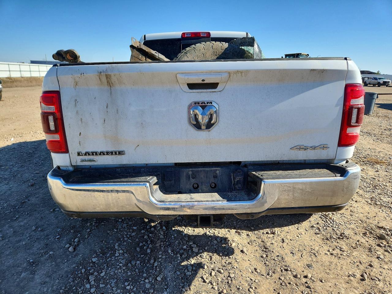 2024 Ram 3500 Laramie - Фото 6