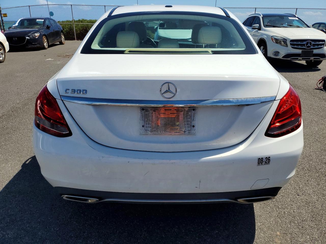 2015 Mercedes-Benz C 300 - Image 6