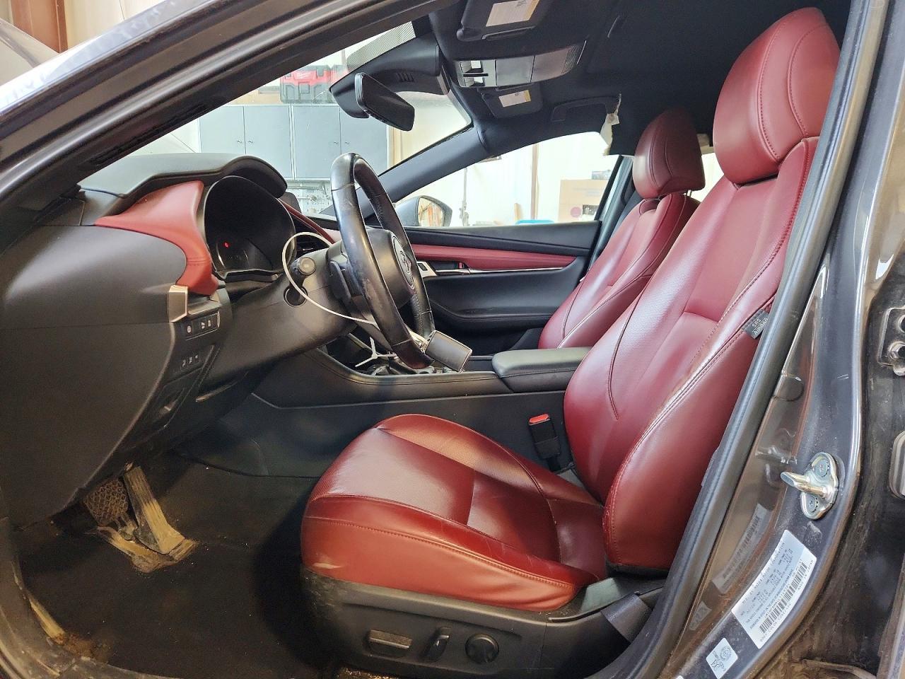 2020 Mazda 3 Preferred - Image 7