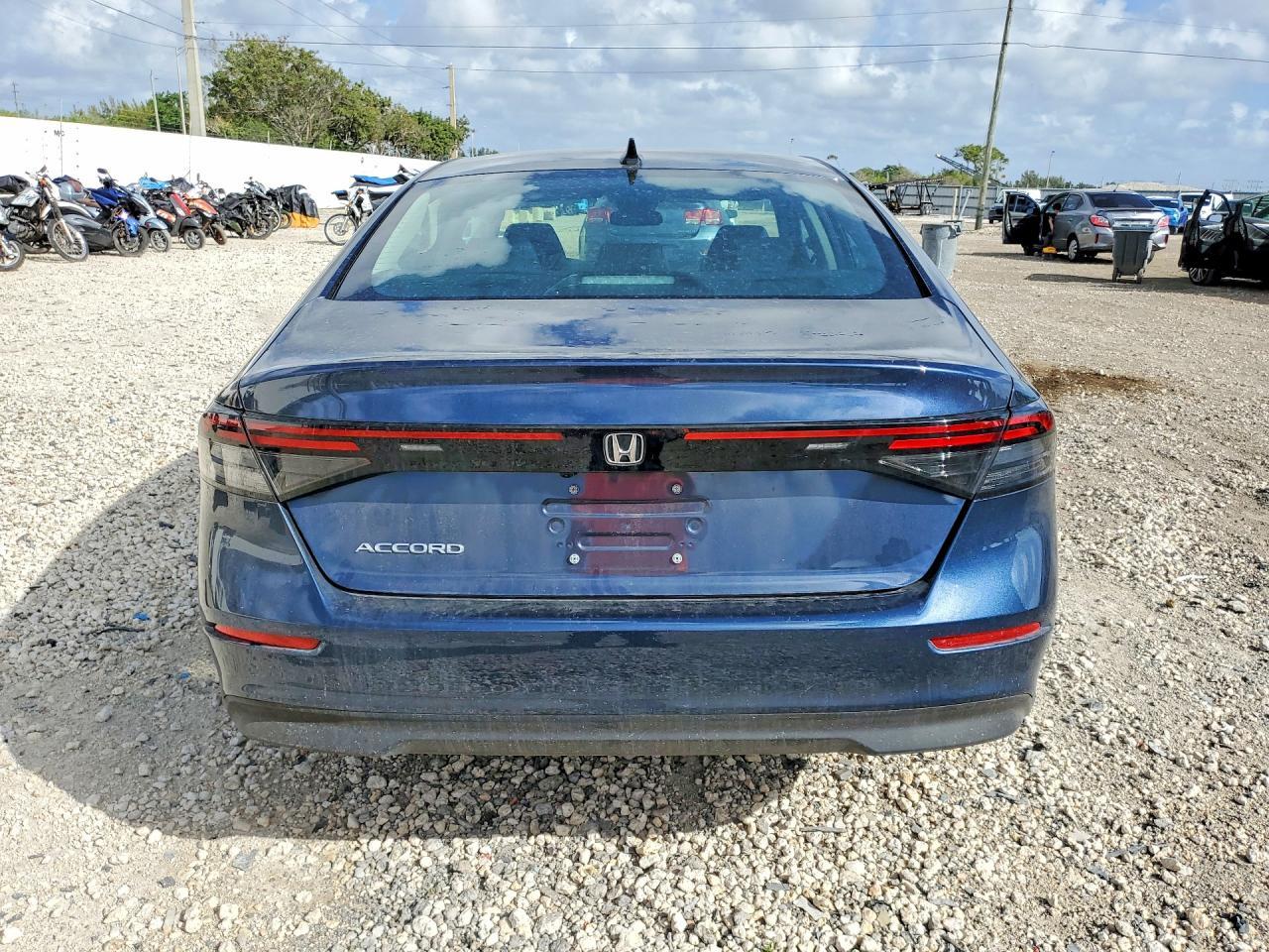 2025 Honda Accord Se - Фото 6