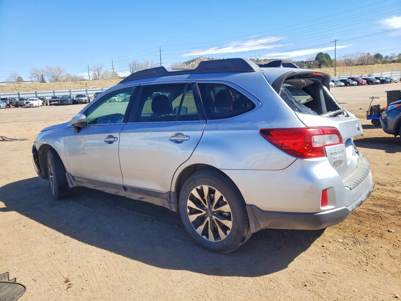 2016 Subaru Outback 2.5I Limited - Фото 2