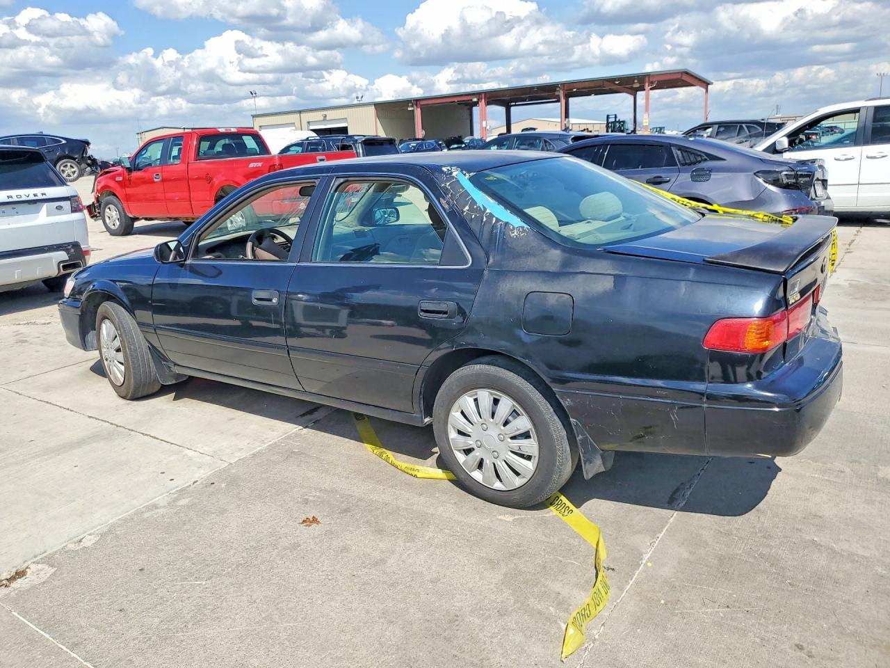 2001 Toyota Camry Le - Image 2