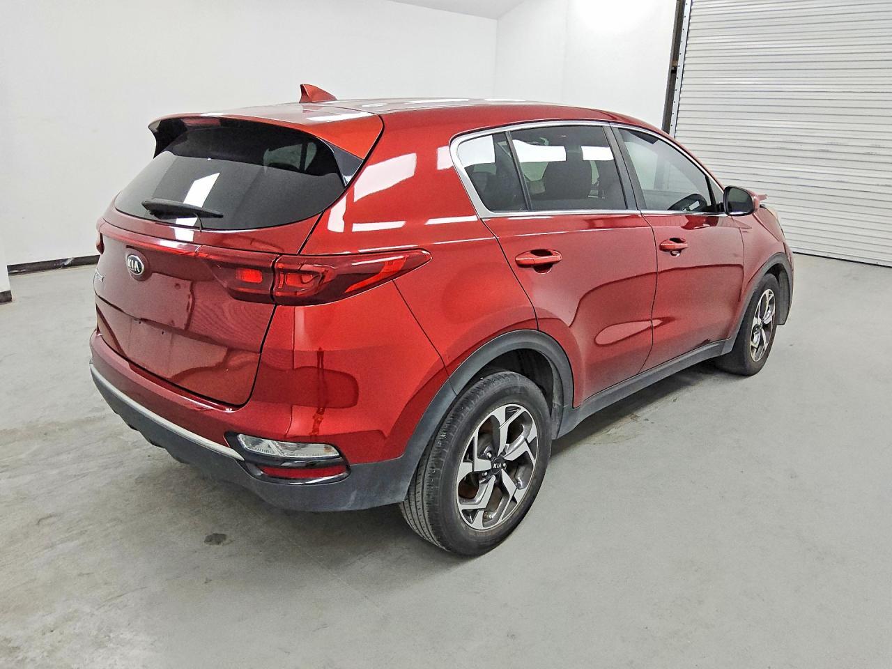 2020 Kia Sportage Lx - Фото 3