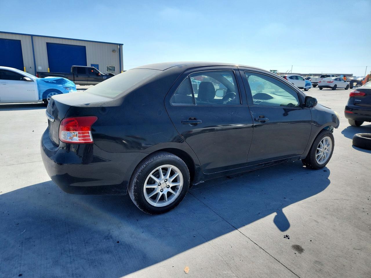 2007 Toyota Yaris Base - Фото 3