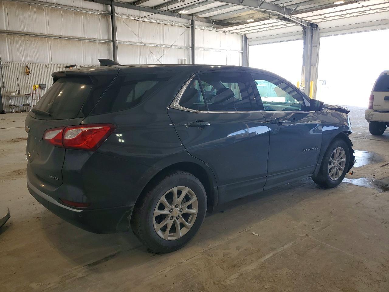 2020 Chevrolet Equinox Lt - Image 3
