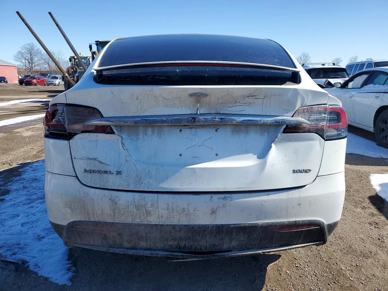 2018 Tesla Model X - Фото 6