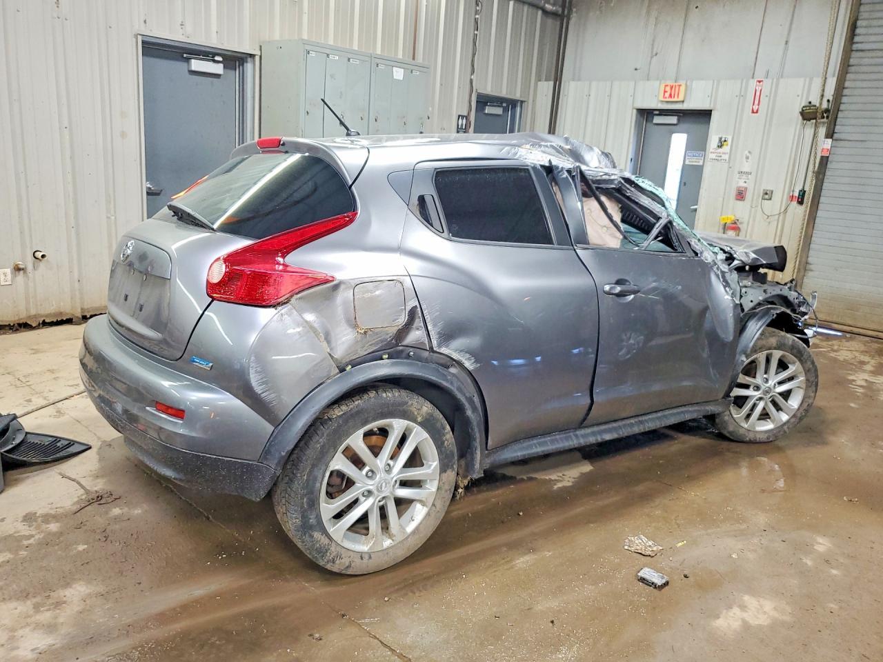 2014 Nissan Juke S - Image 3