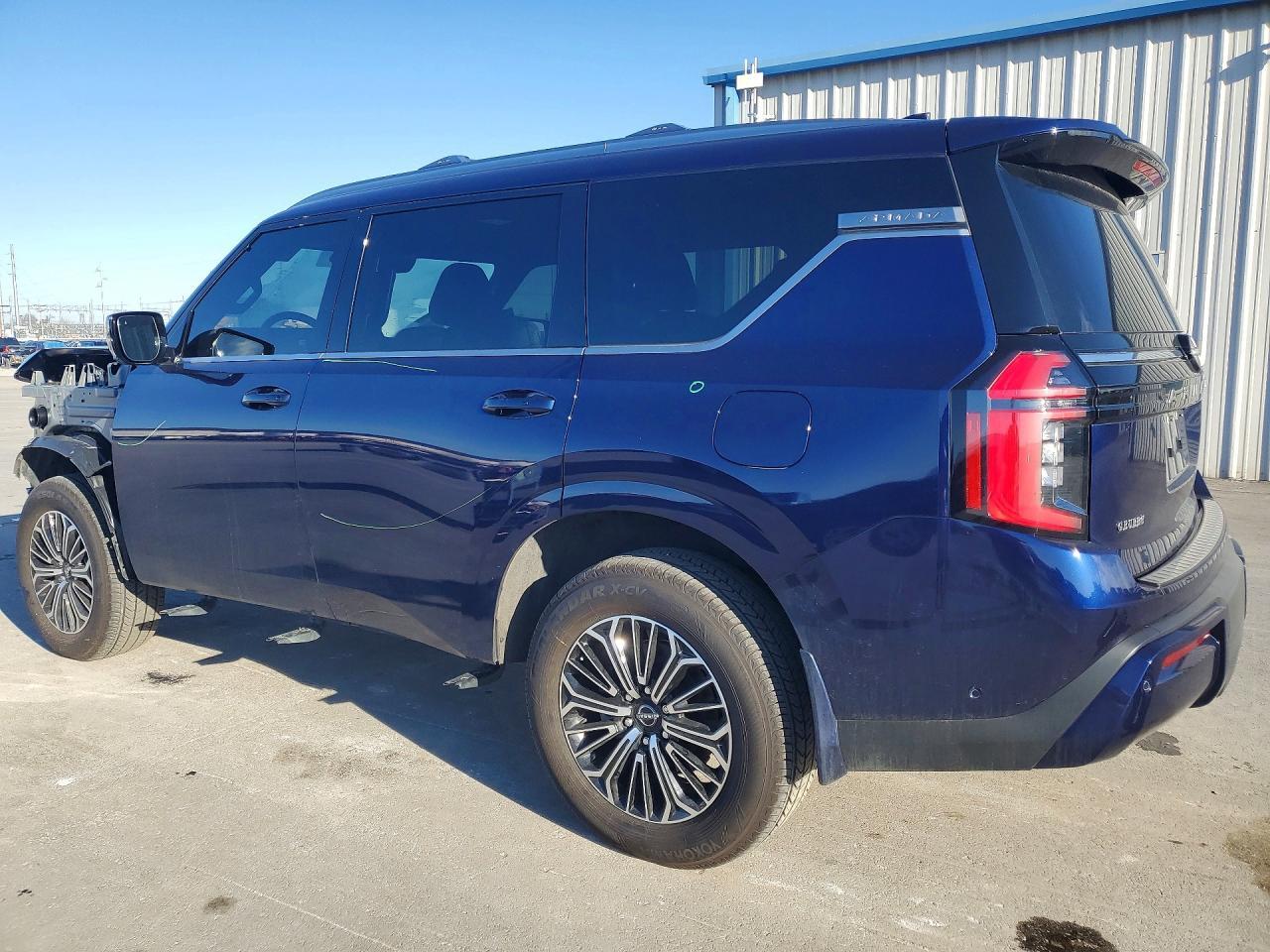 2025 Nissan Armada Platinum - Фото 2