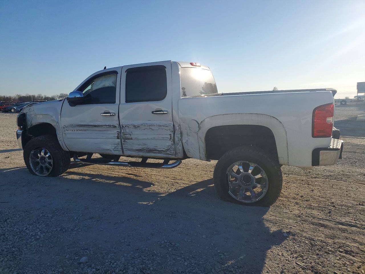 2013 Chevrolet Silverado K1500 Lt - Фото 2