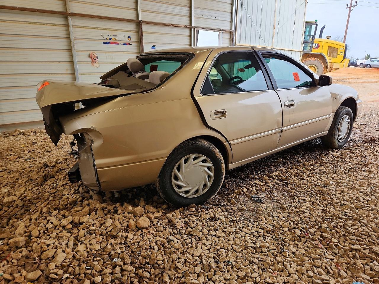 1997 Toyota Camry Le - Фото 3