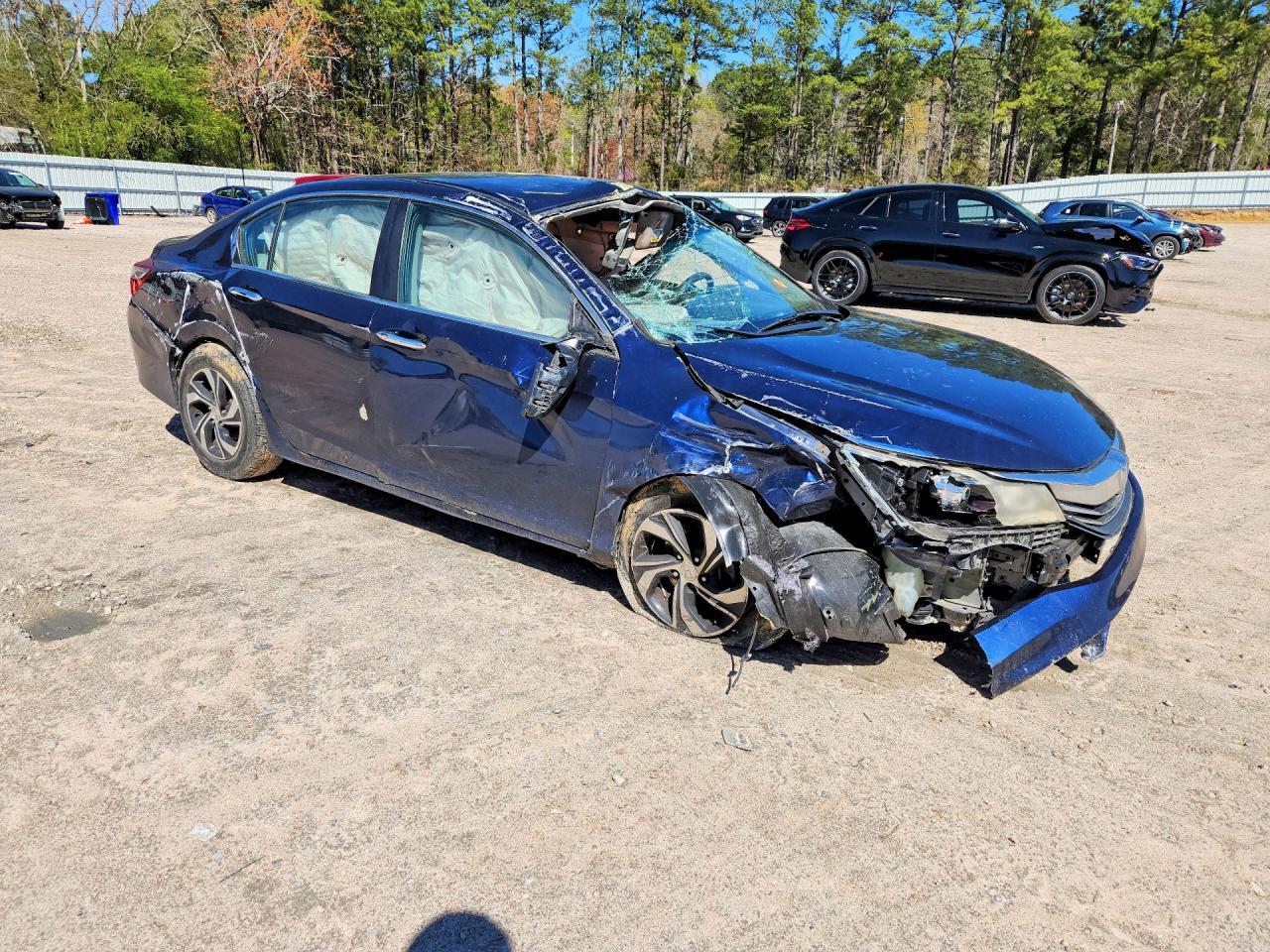 2016 Honda Accord Lx - Фото 4