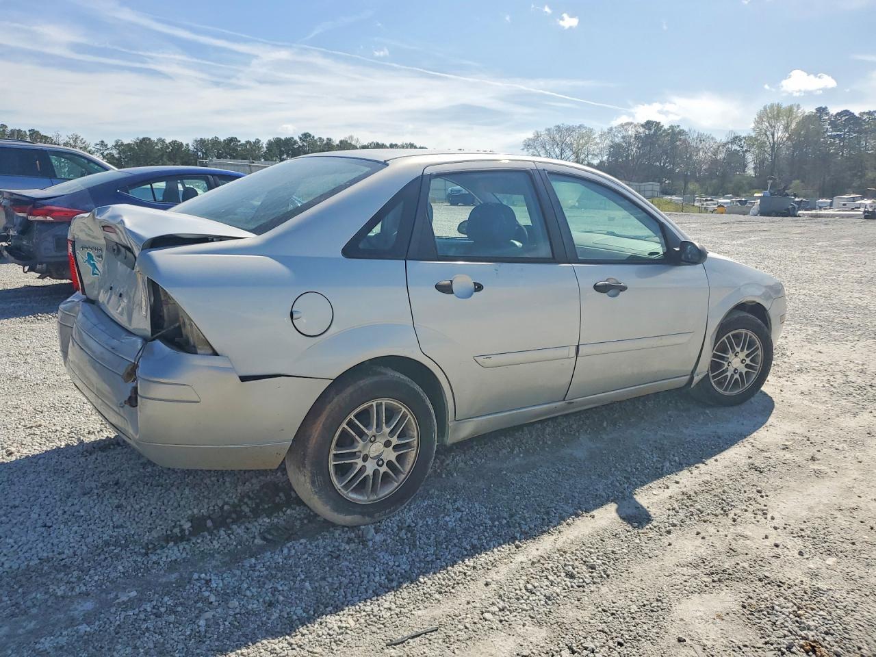 2007 Ford Focus - Image 3