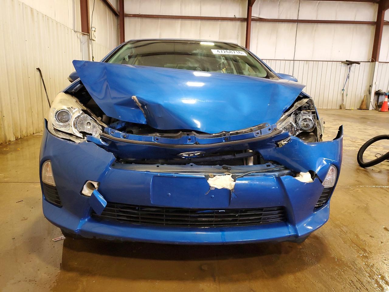 2013 Toyota Prius C Two - Image 5