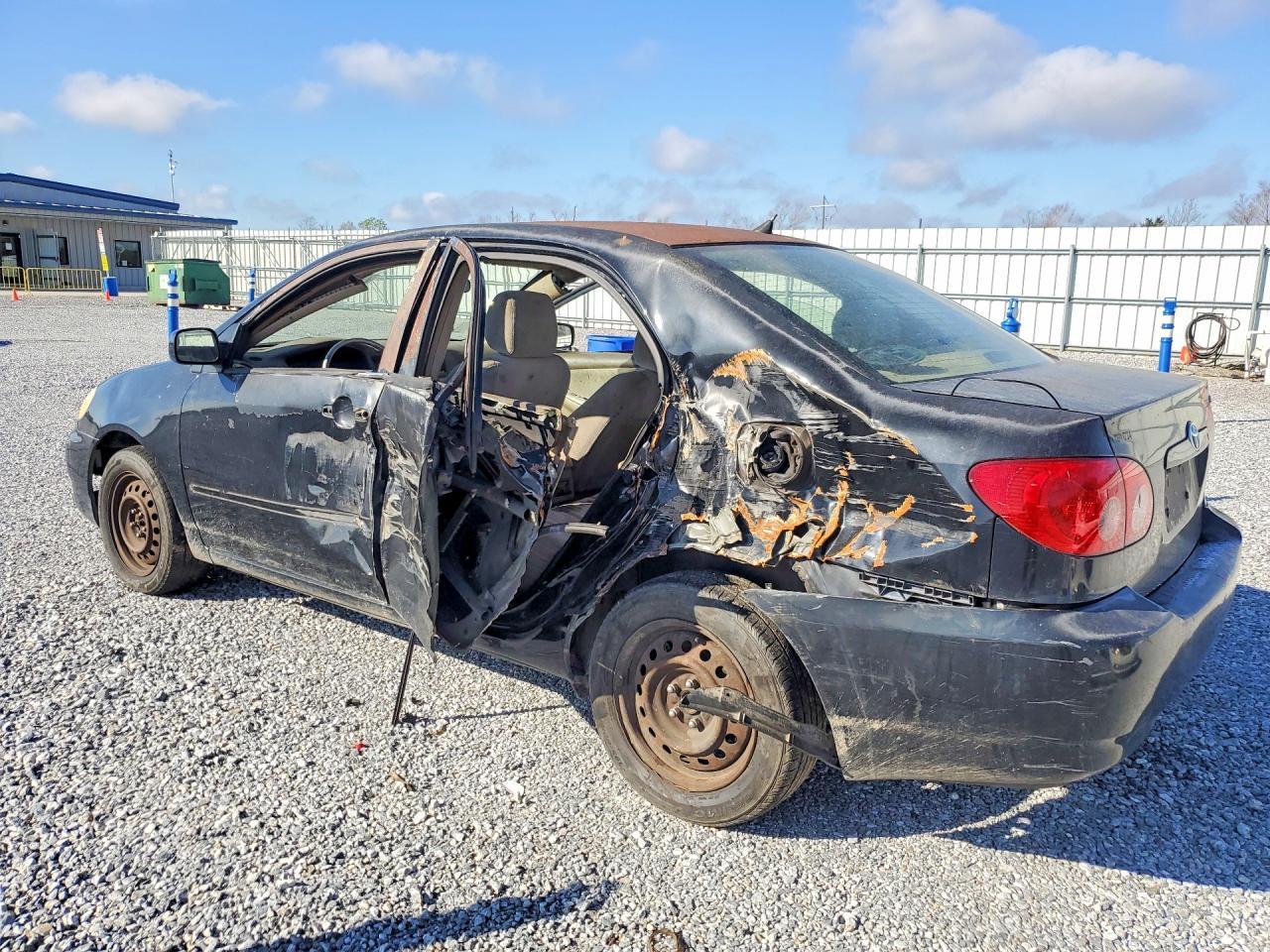 2005 Toyota Corolla Ce - Фото 2