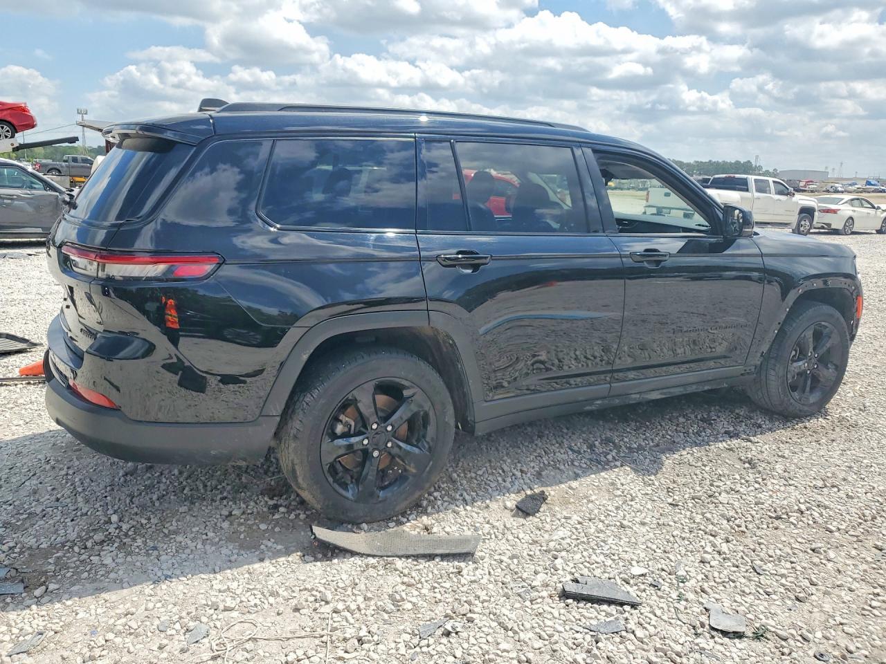 2024 Jeep Grand Cherokee L Limited - Image 3