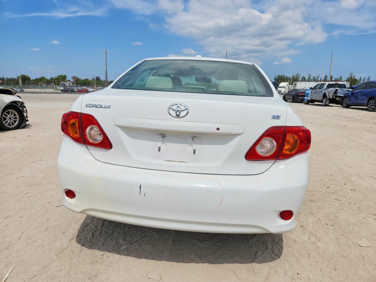 2009 Toyota Corolla Le - Фото 6