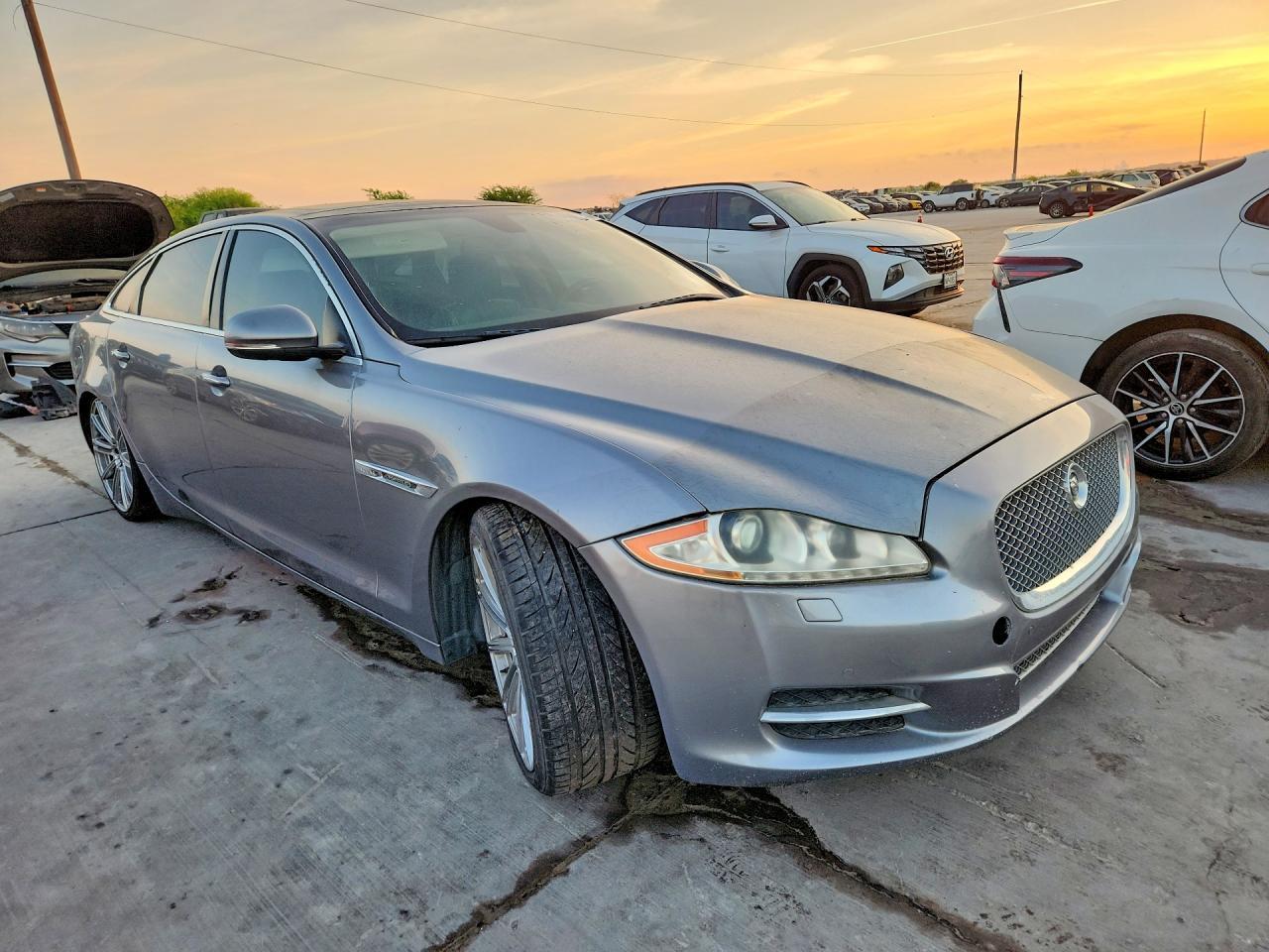 2012 Jaguar Xjl - Фото 4