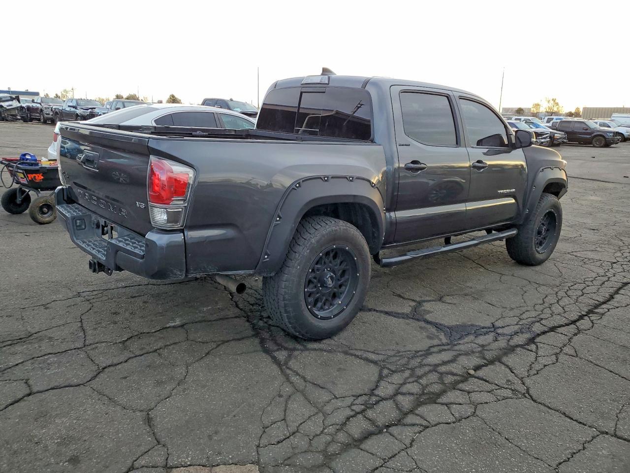 2017 Toyota Tacoma Limited - Image 3