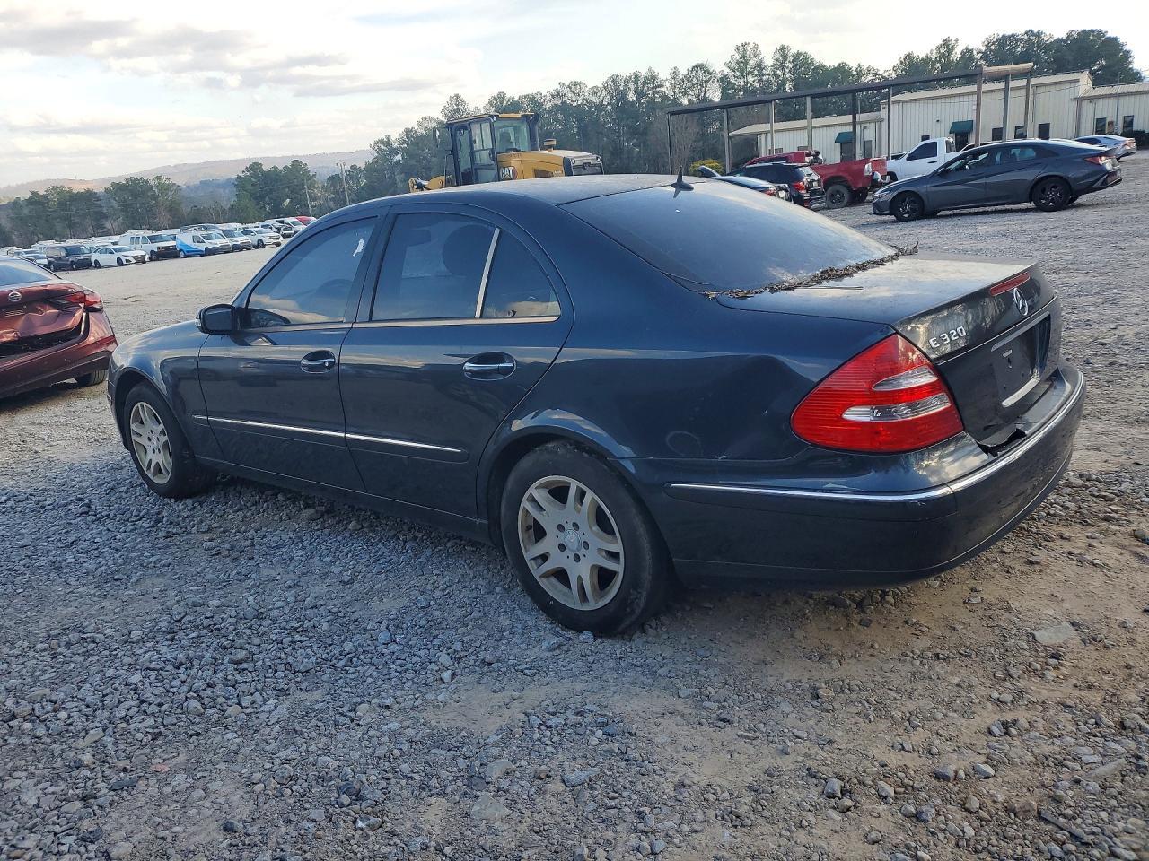 2003 Mercedes-Benz E 320 - Image 2