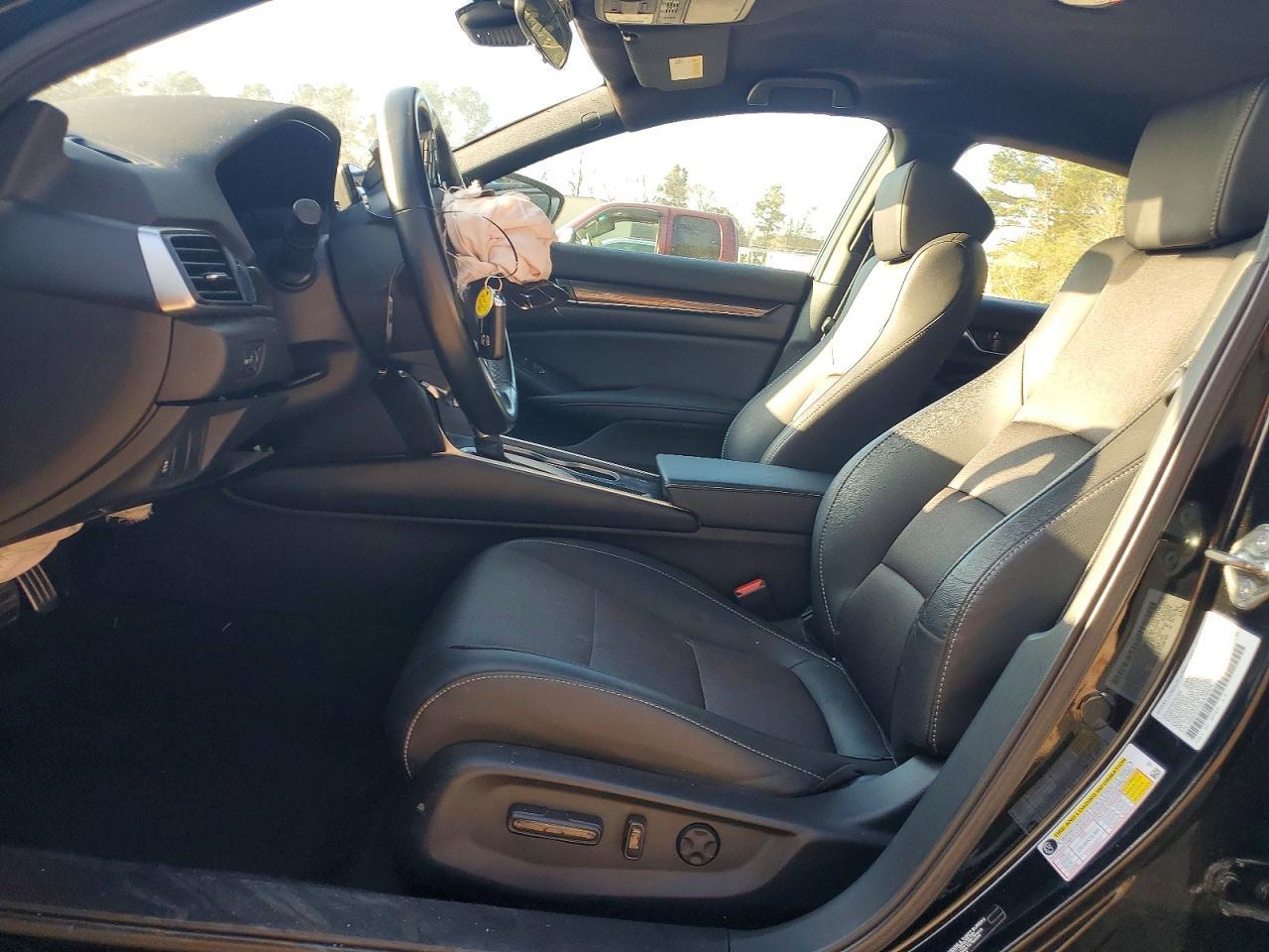 2020 Honda Accord Sport - Image 7