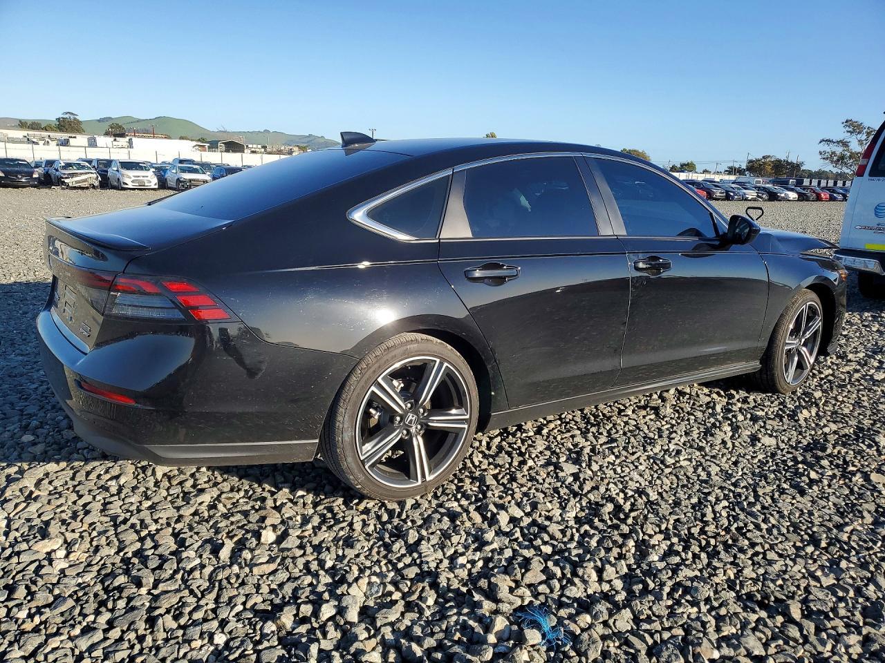 2025 Honda Accord Hybrid Sport - Image 3