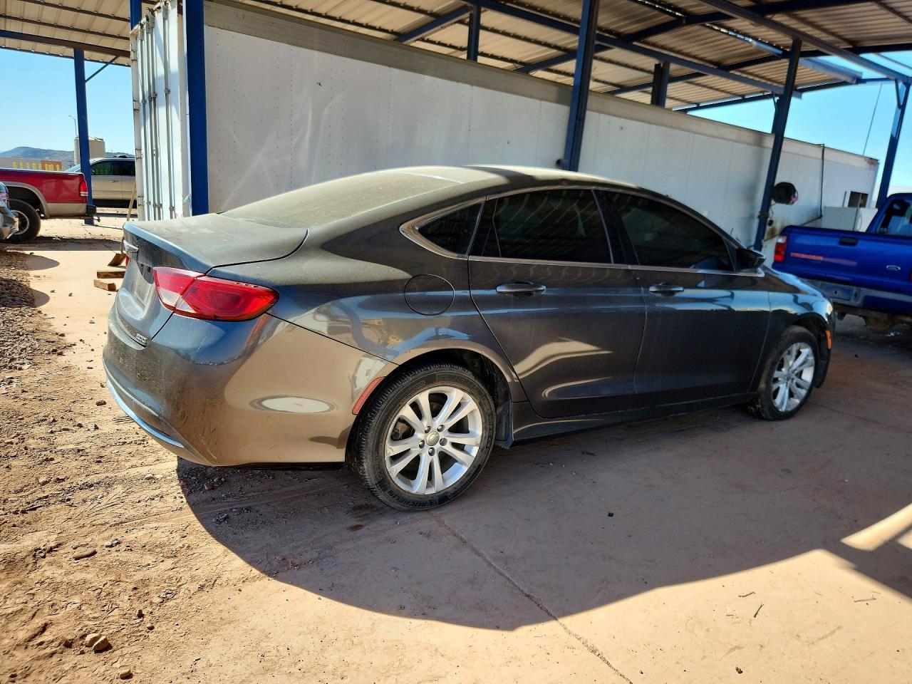 2015 Chrysler 200 Limited - Image 3