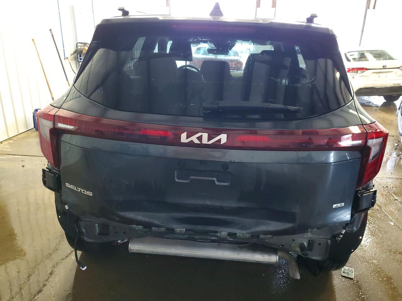2025 Kia Seltos S - Image 6