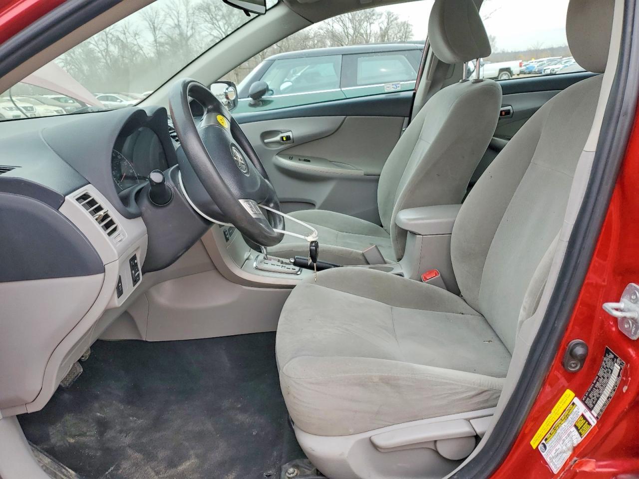 2012 Toyota Corolla Le - Фото 7