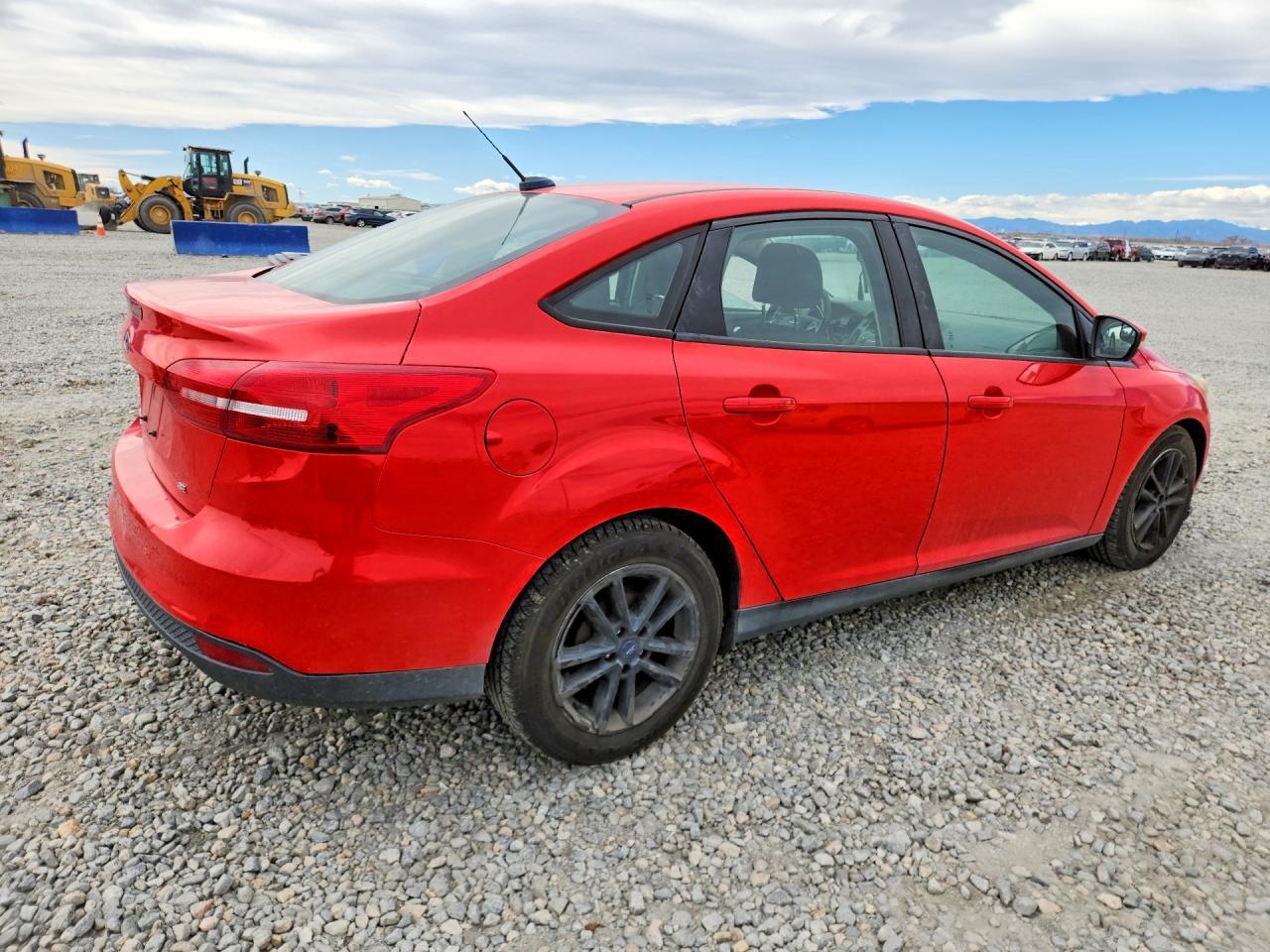 2016 Ford Focus Se - Фото 3