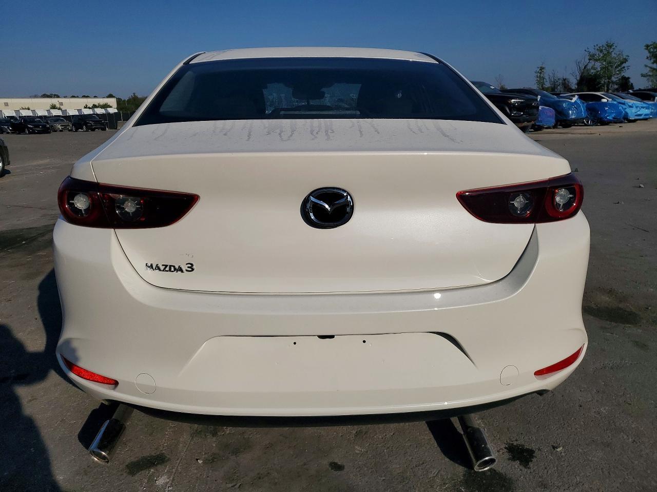 2026 Mazda 3 - Image 6