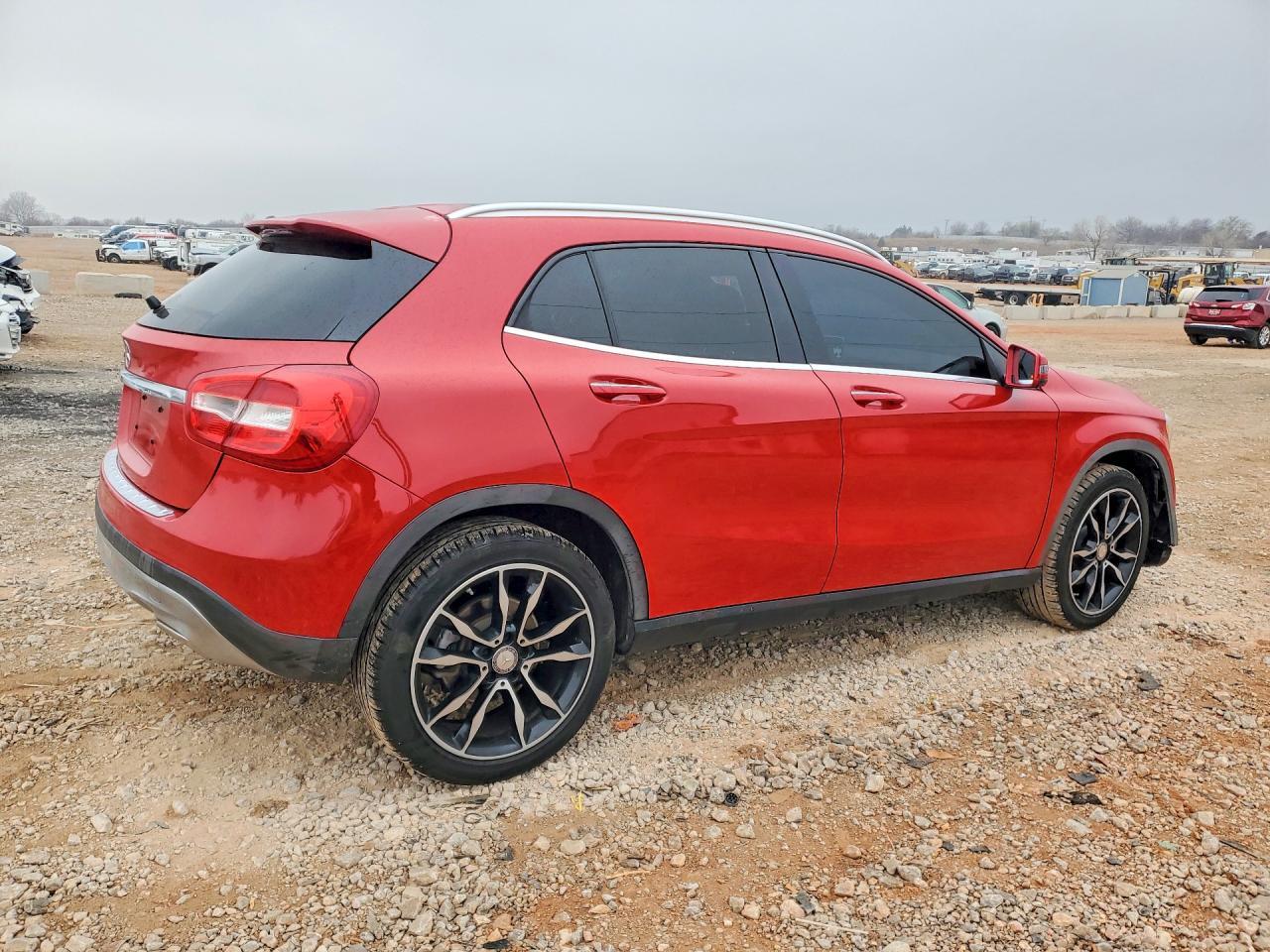 2017 Mercedes-Benz Gla 250 - Фото 3