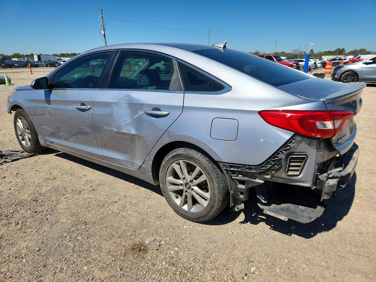 2017 Hyundai Sonata - Фото 2