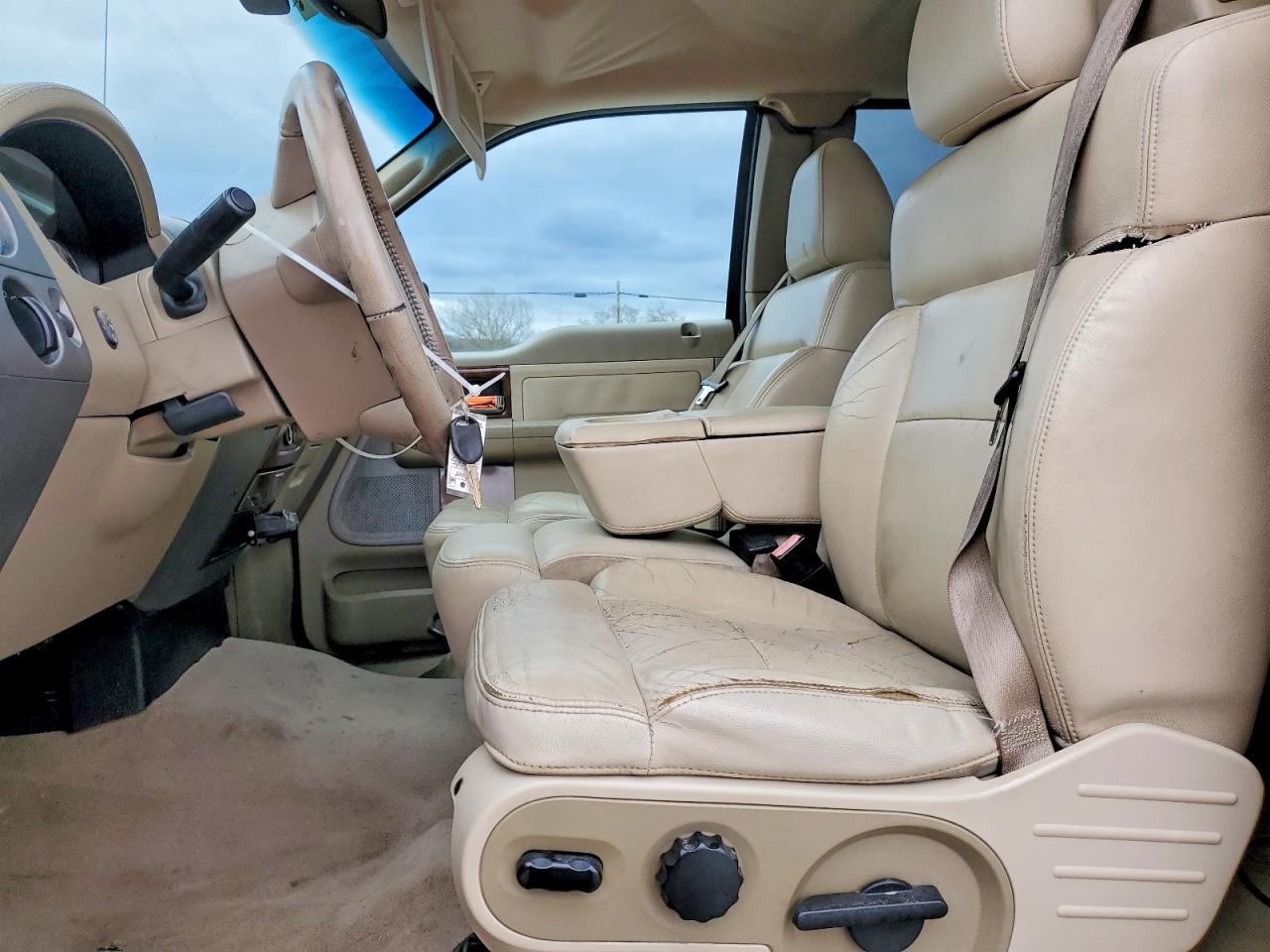 2004 Ford F150 - Фото 7