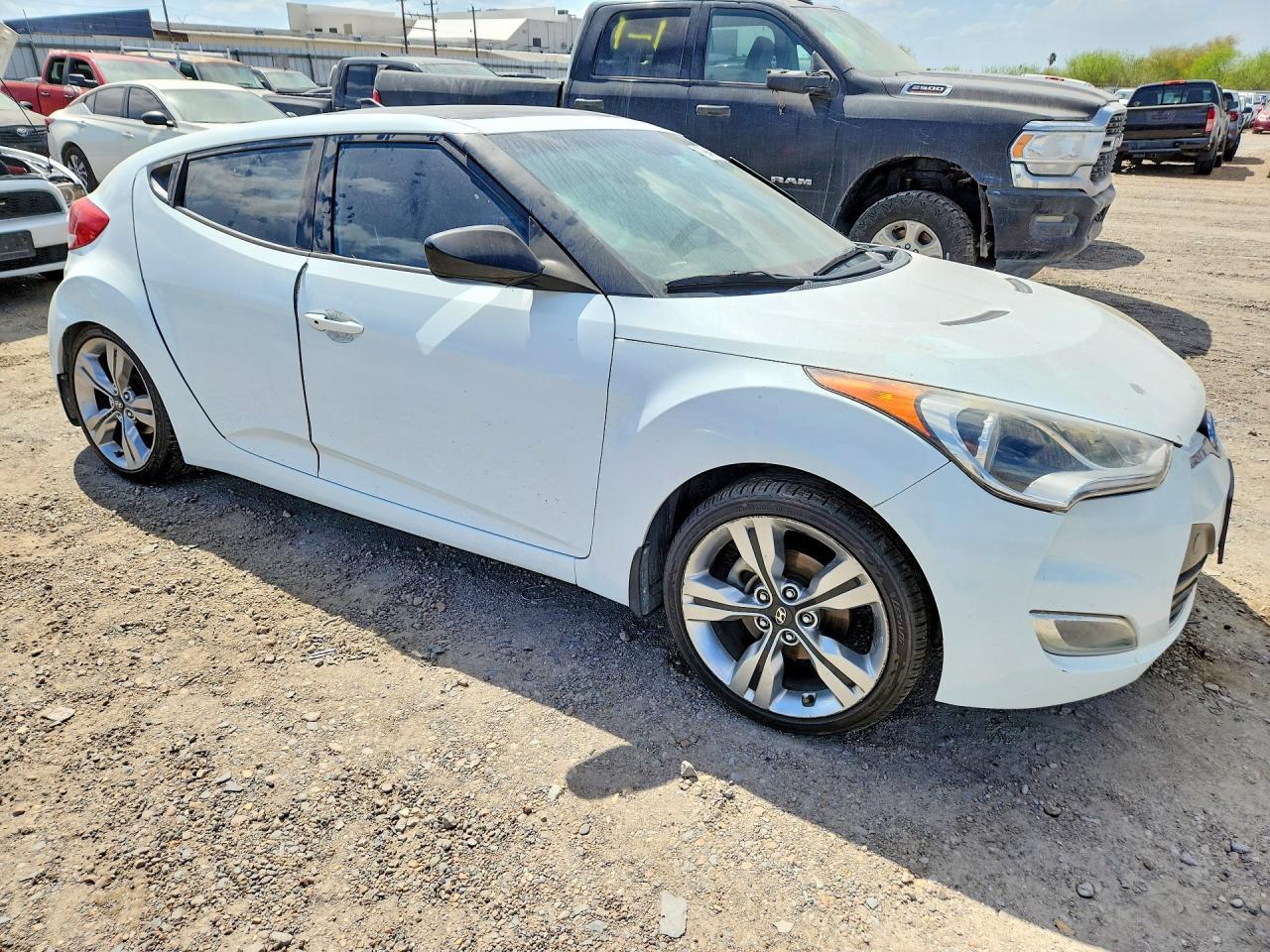 2012 Hyundai Veloster - Фото 4