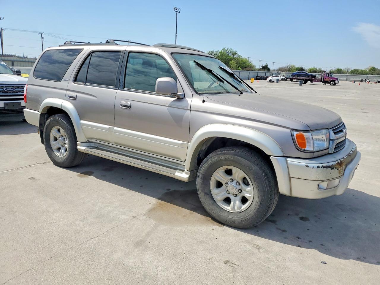 2001 Toyota 4Runner Limited - Image 4