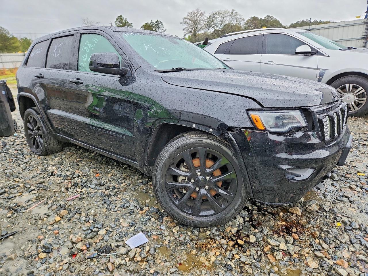 2020 Jeep Grand Cherokee Laredo - Фото 4