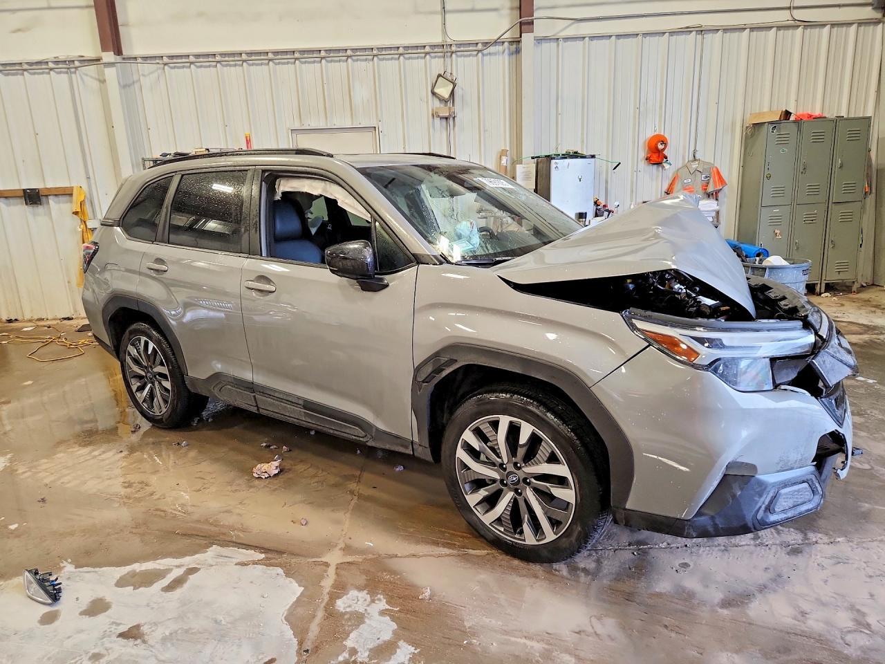 2025 Subaru Forester Touring - Фото 4