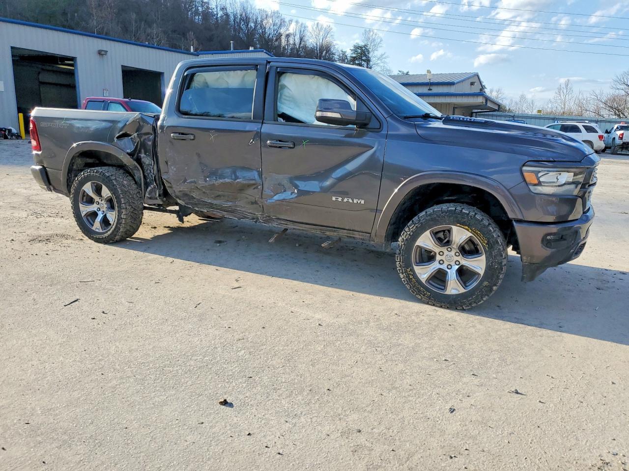 2020 Ram 1500 Laramie - Фото 4