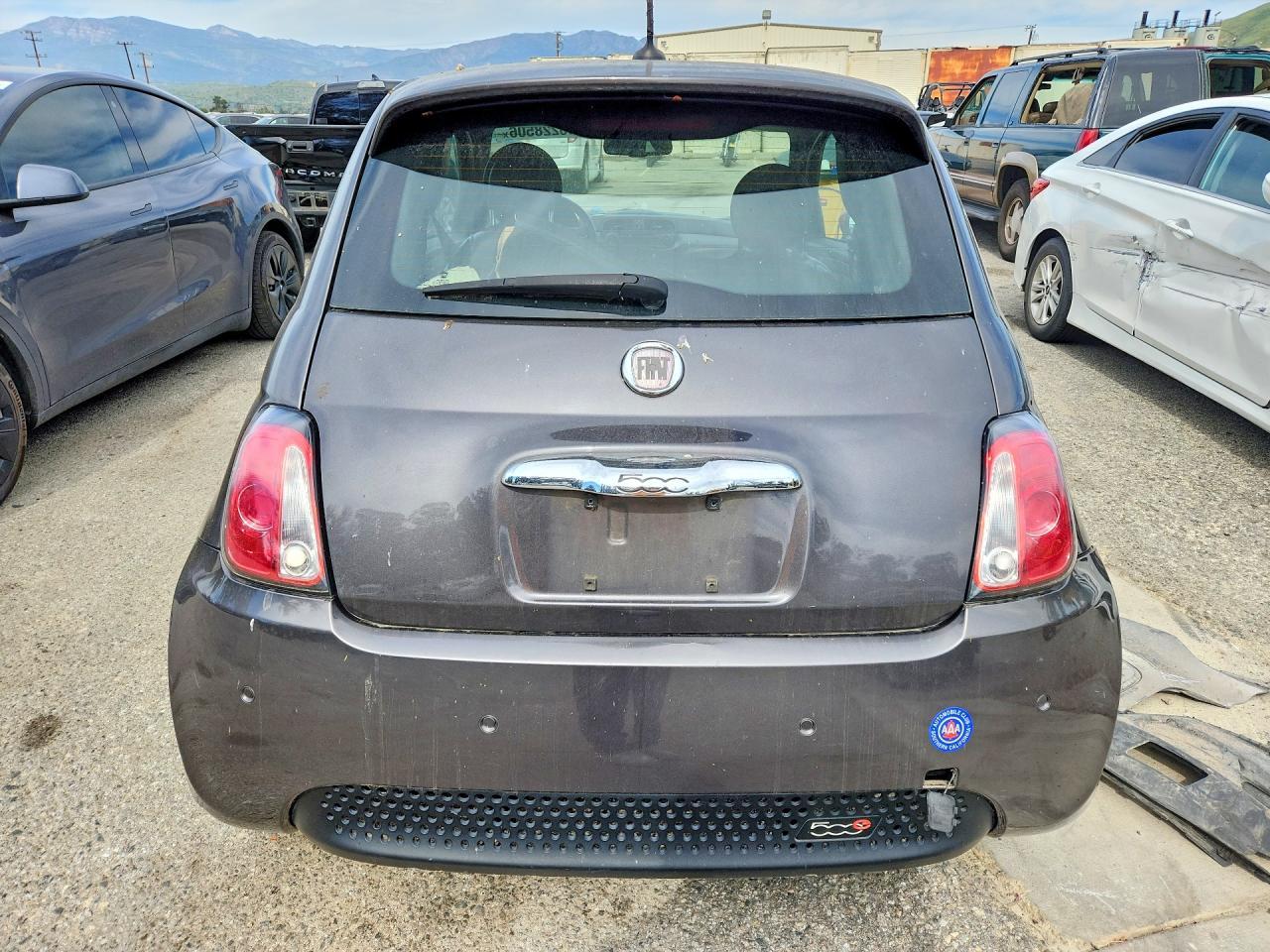 2014 Fiat 500 Electric - Image 6
