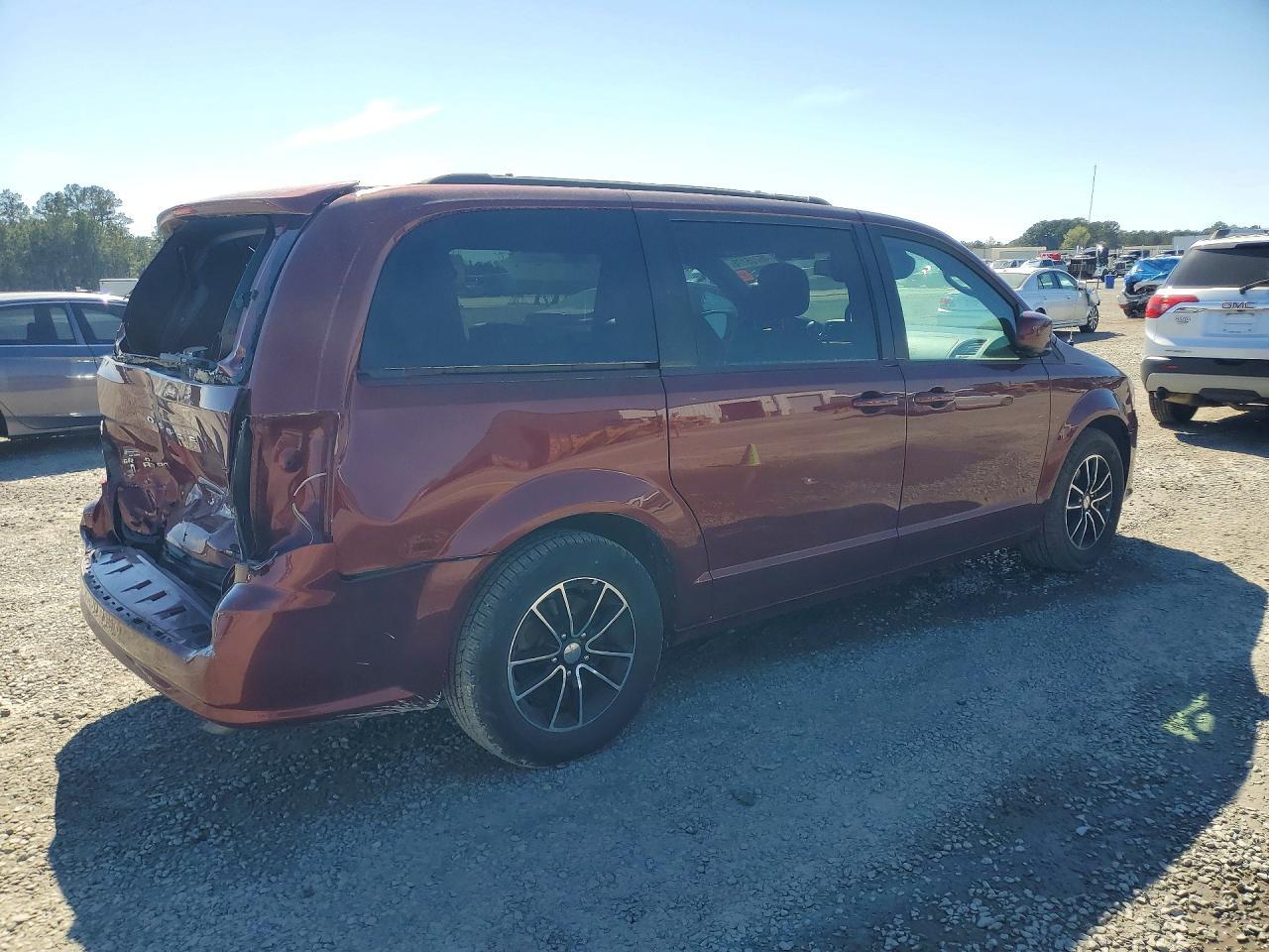 2019 Dodge Grand Caravan Gt - Фото 3