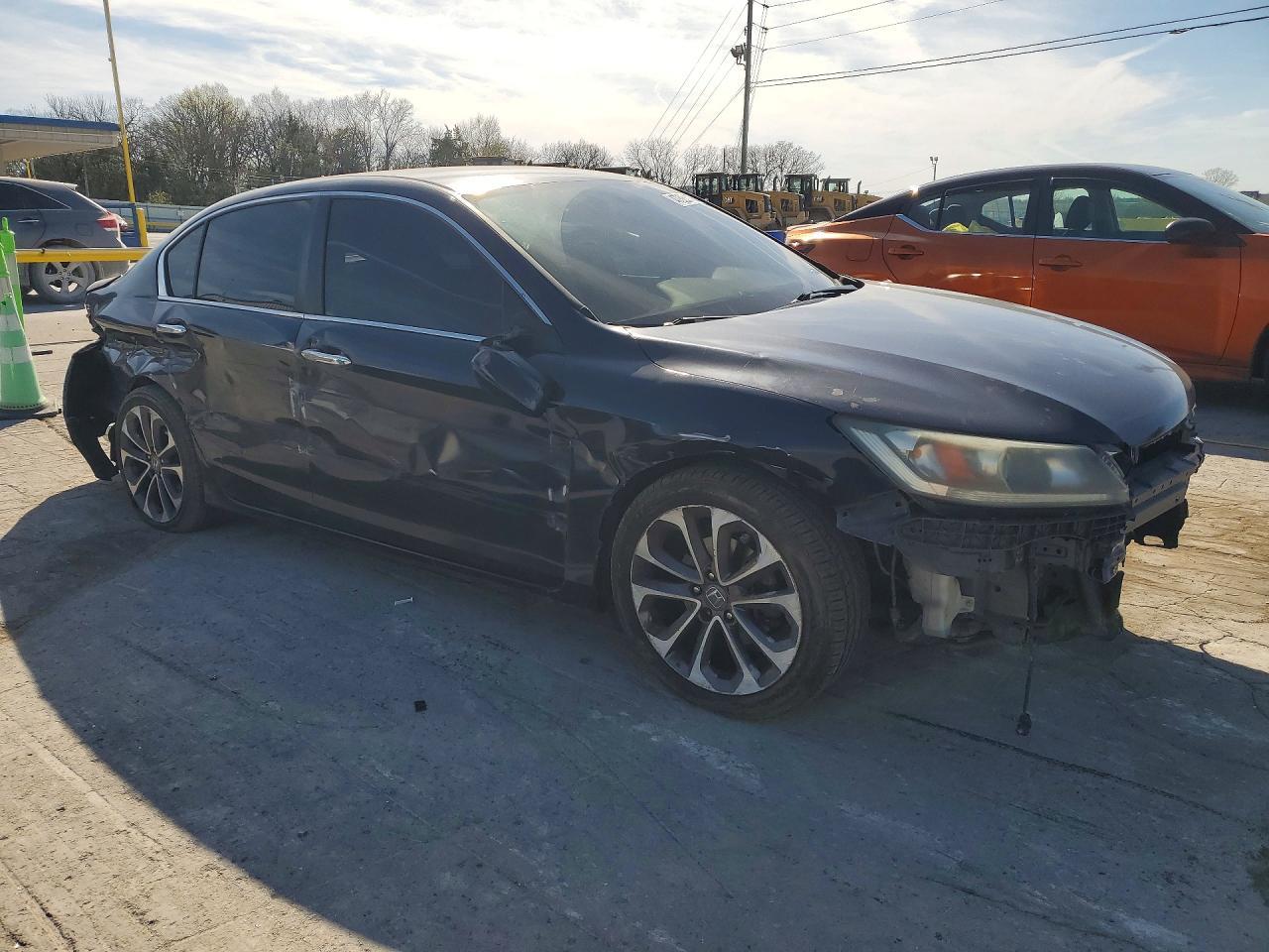 2013 Honda Accord Sport - Image 4