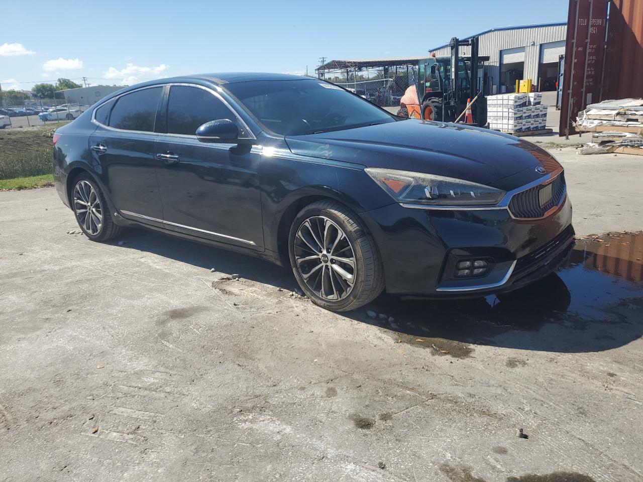2017 Kia Cadenza Technology - Image 3