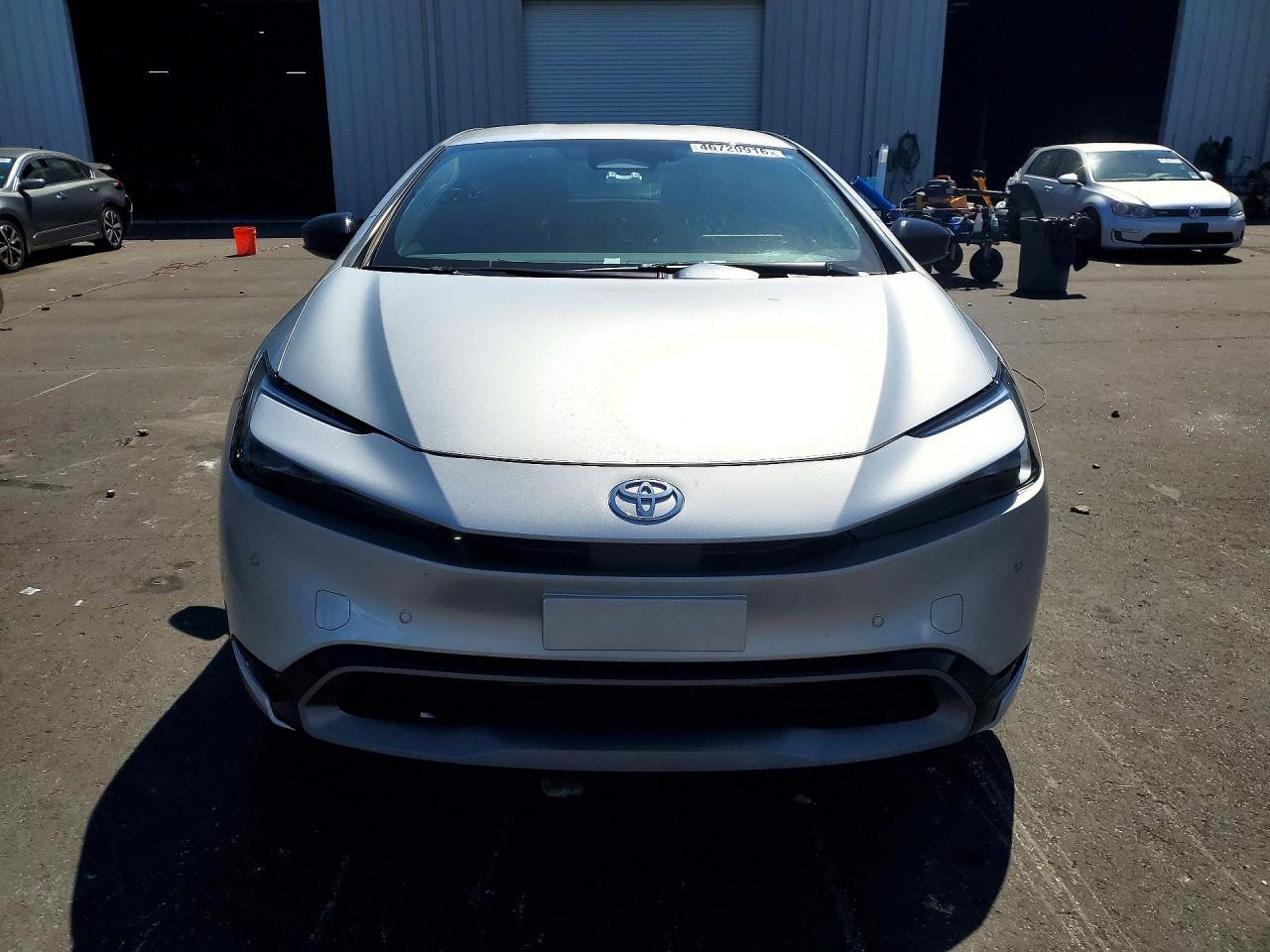 2024 Toyota Prius Xle - Image 5