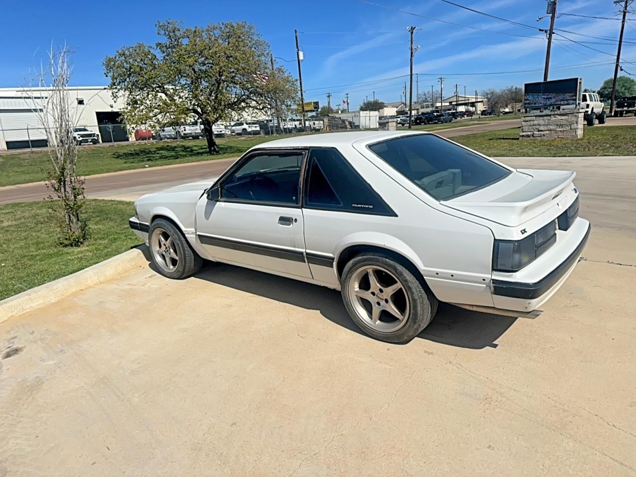 1989 Ford Mustang Lx - Image 3