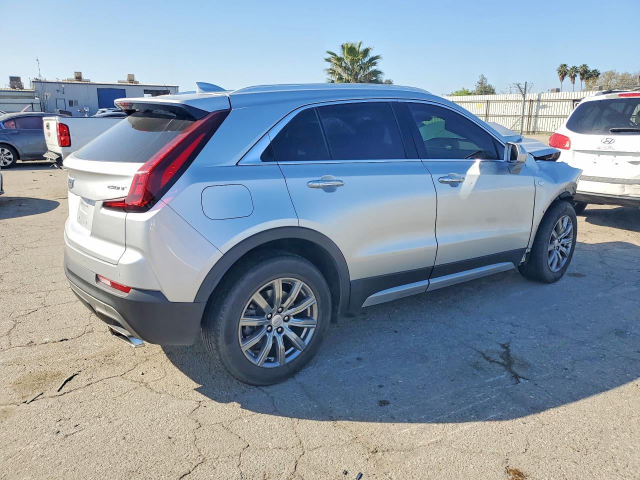 2019 Cadillac Xt4 Premium Luxury - Фото 3