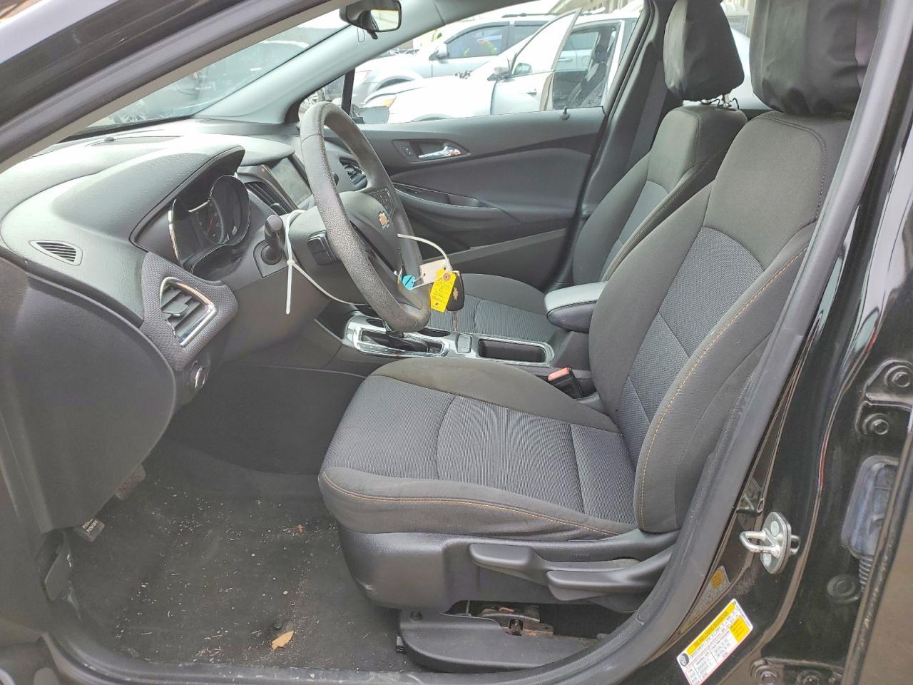 2019 Chevrolet Cruze Ls - Image 7