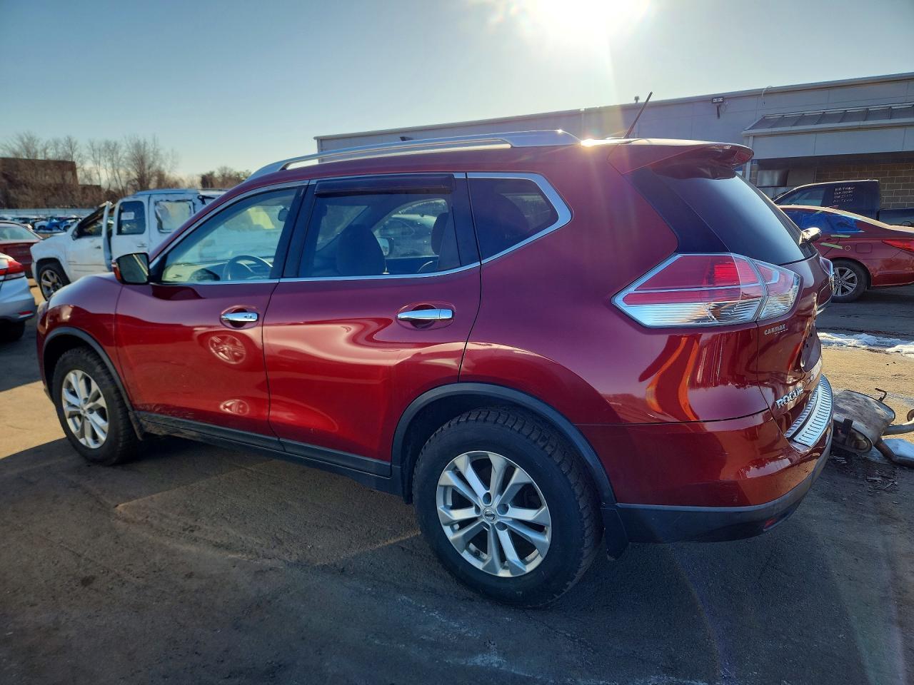 2016 Nissan Rogue Sv - Image 2