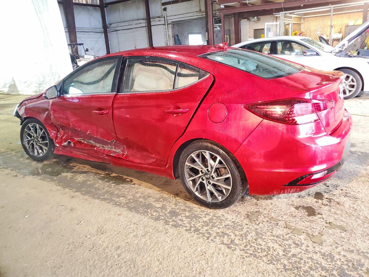 2019 Hyundai Elantra Limited - Фото 2