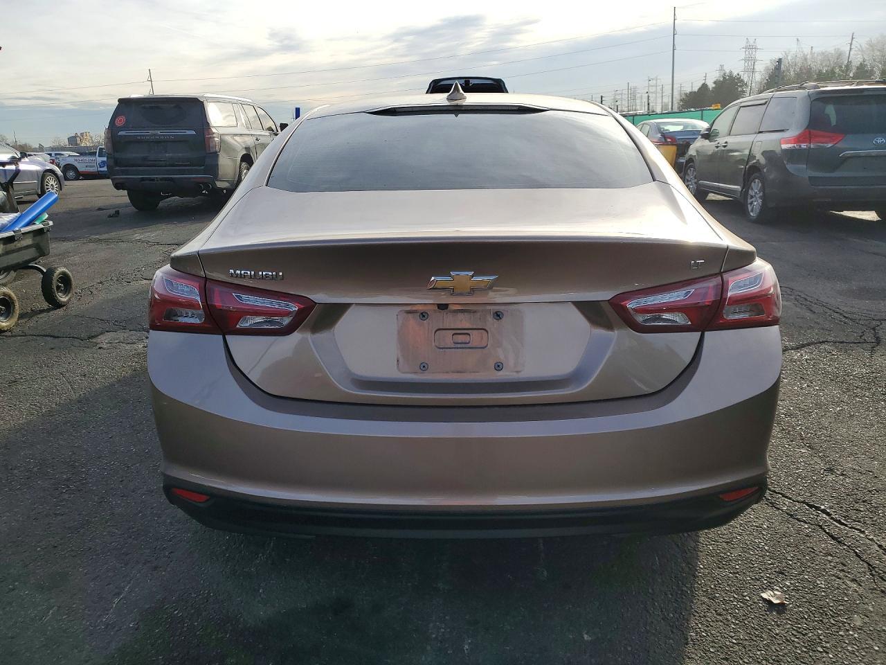 2019 Chevrolet Malibu Lt - Image 6
