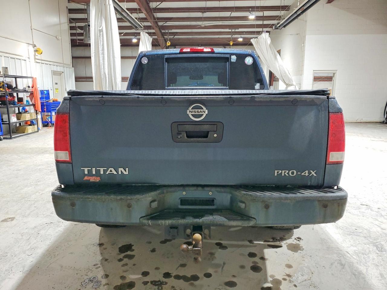 2014 Nissan Titan Sv - Image 6